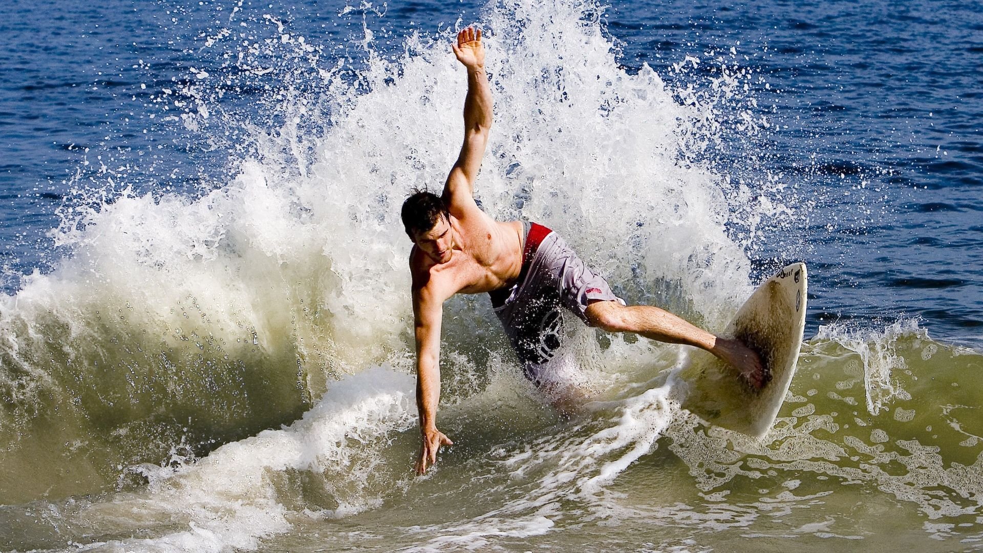 卡普尔的突破表现使袋鼠队的进攻更加难以预测,卡普尔包