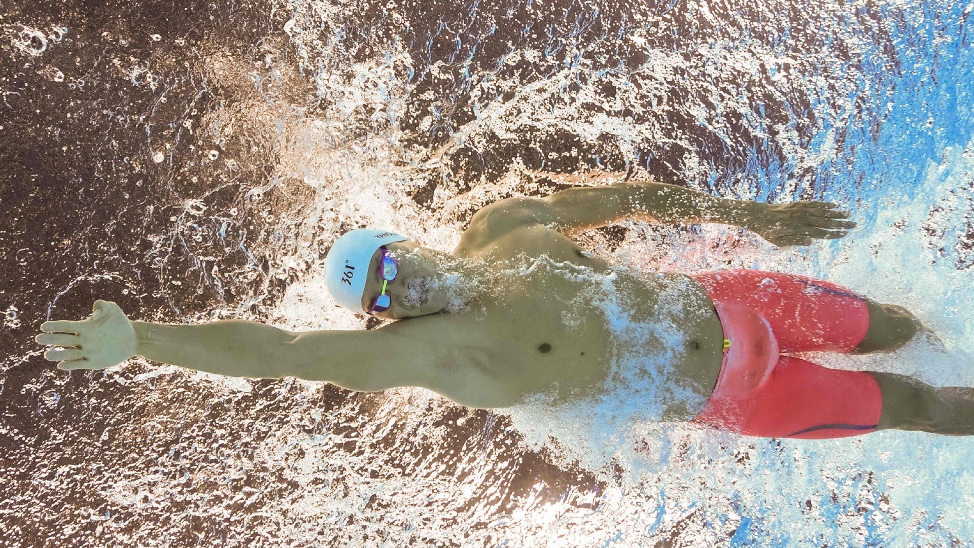 塔特快速突破与出色的防守反击，为袋鼠队创造无数进攻机会，塔特是什么意思