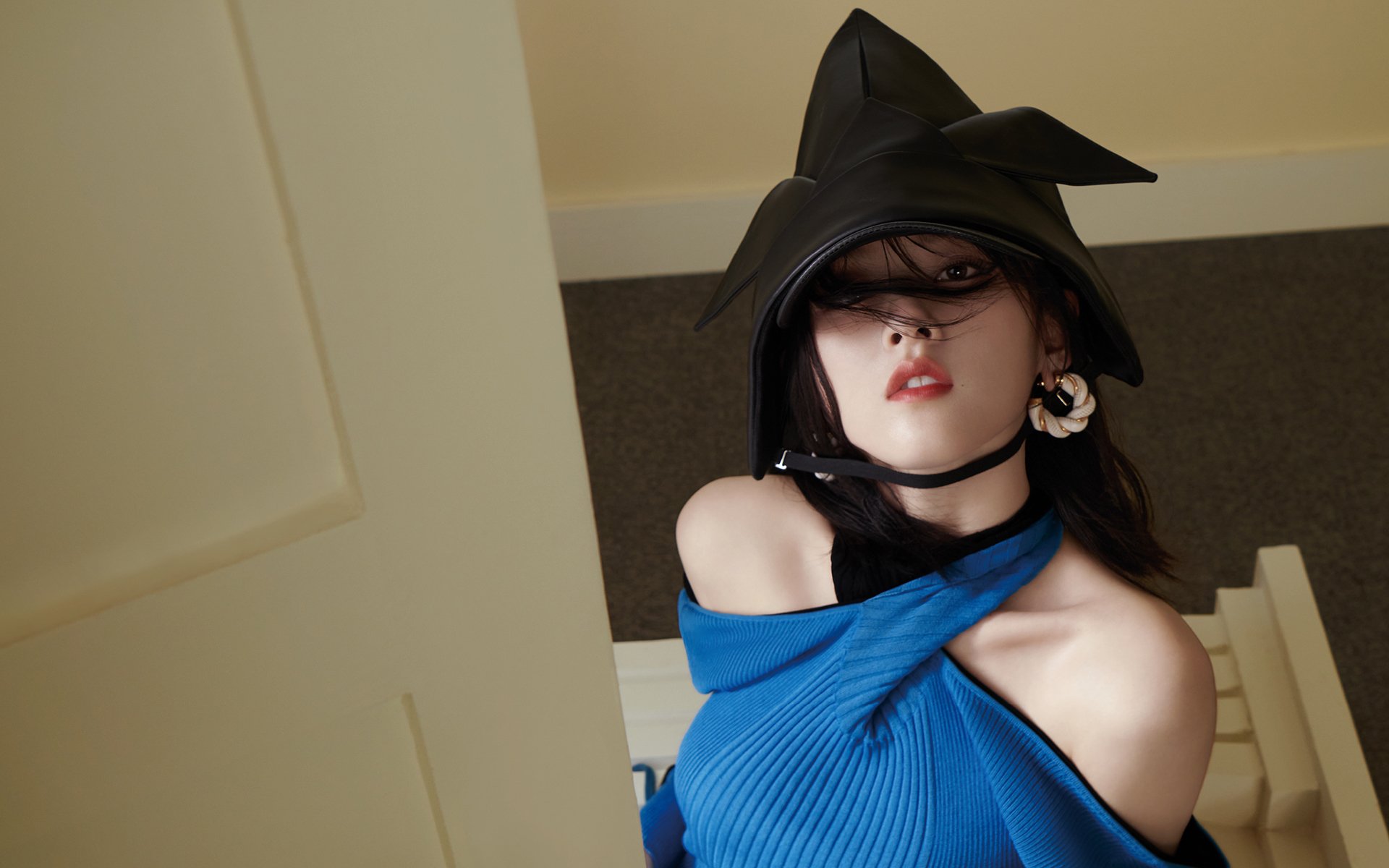 国际象棋锦标赛:小将李亦凡击败世界亚军,国际象棋比赛现场